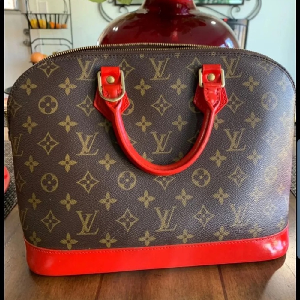 Louis Vuitton Alma MM